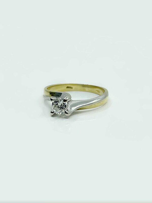 Bague or 18k 3.10grs diamants 0.25 carat no 50