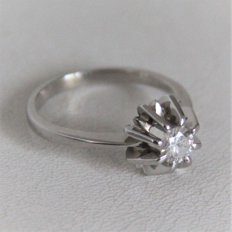 Bague Or 750 Solitaire Diamant 0.37cts  4.1Grs -53