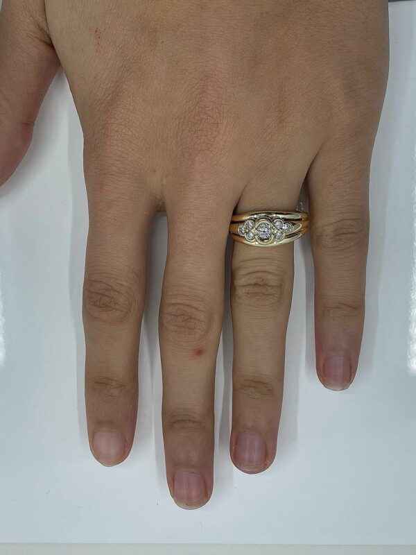 Bague or 18k 6grs diamants 0.33 carat no 55