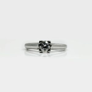 Bague or 18k 3.68grs diamants 0.45 carat no 57