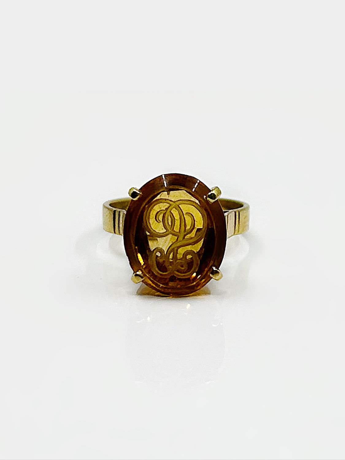 Bague or 18k 3.90grs topaze no 48