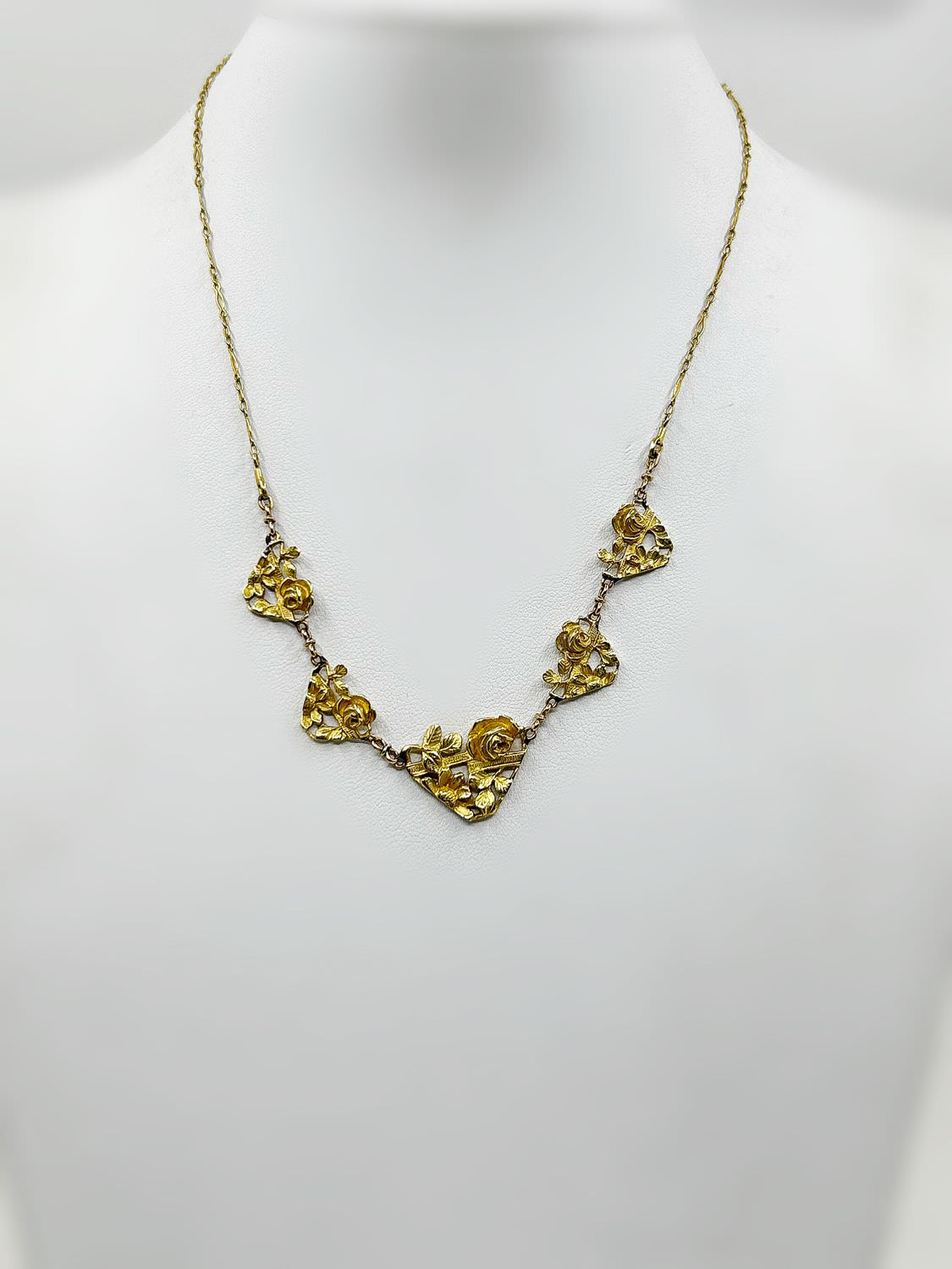 Collier Roses or 18k 9.51grs 42cm