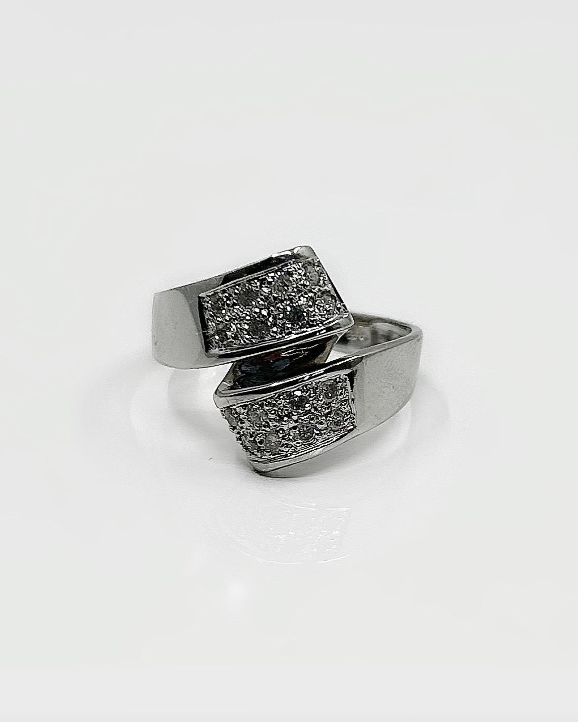 Bague or 18k 4.30grs Diamants 0.16 crt no 56