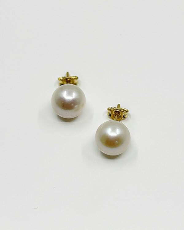 Boucles d'oreilles or 18k 0.40grs Perles 7.mm