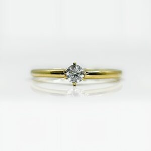 Bague or 18k 1.78grs Diamants 0.20 crt no 54