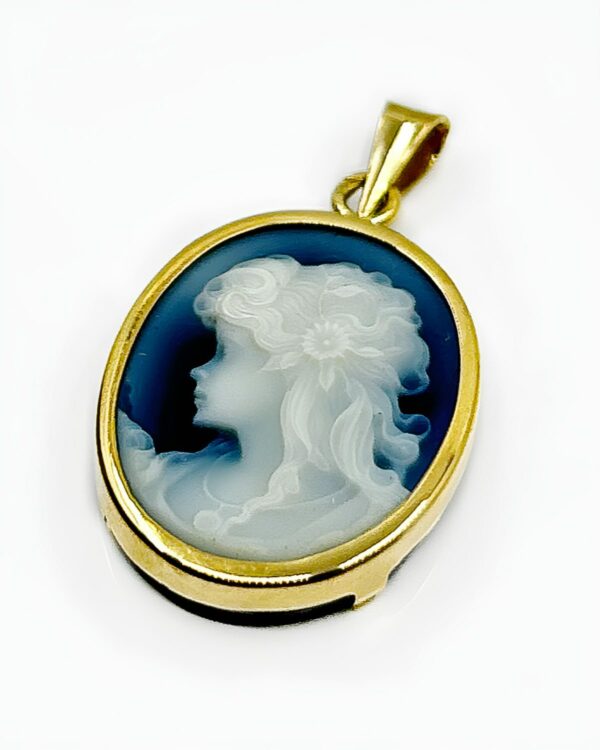 Pendentif Camée Bleu Or 18k 2.43grs