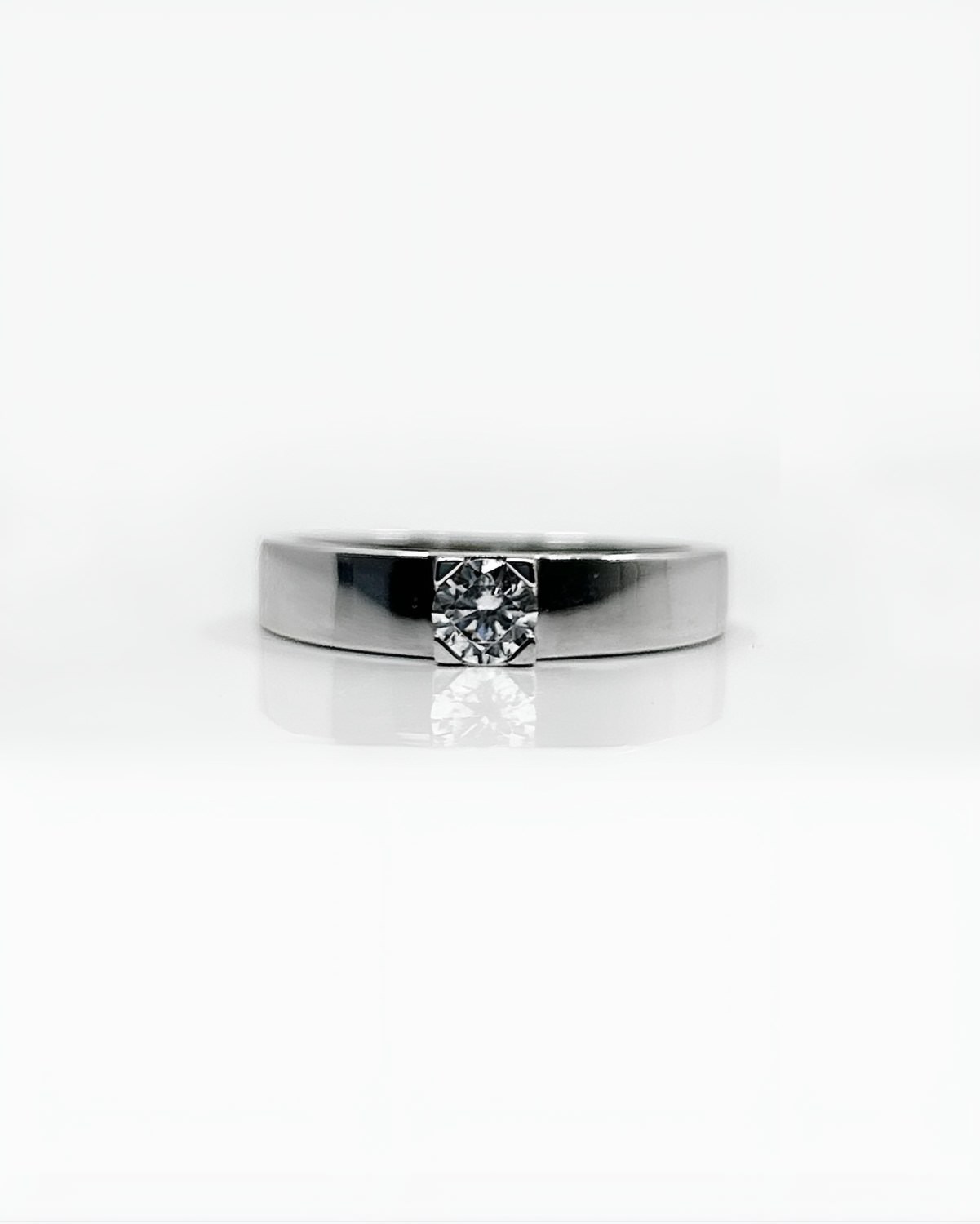 Bague or blanc 18k diamants 0.23 crt 3.5grs