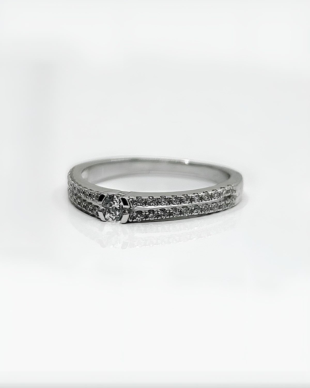 Bague or blanc 18k diamanst 0.30 crt 2.80grs