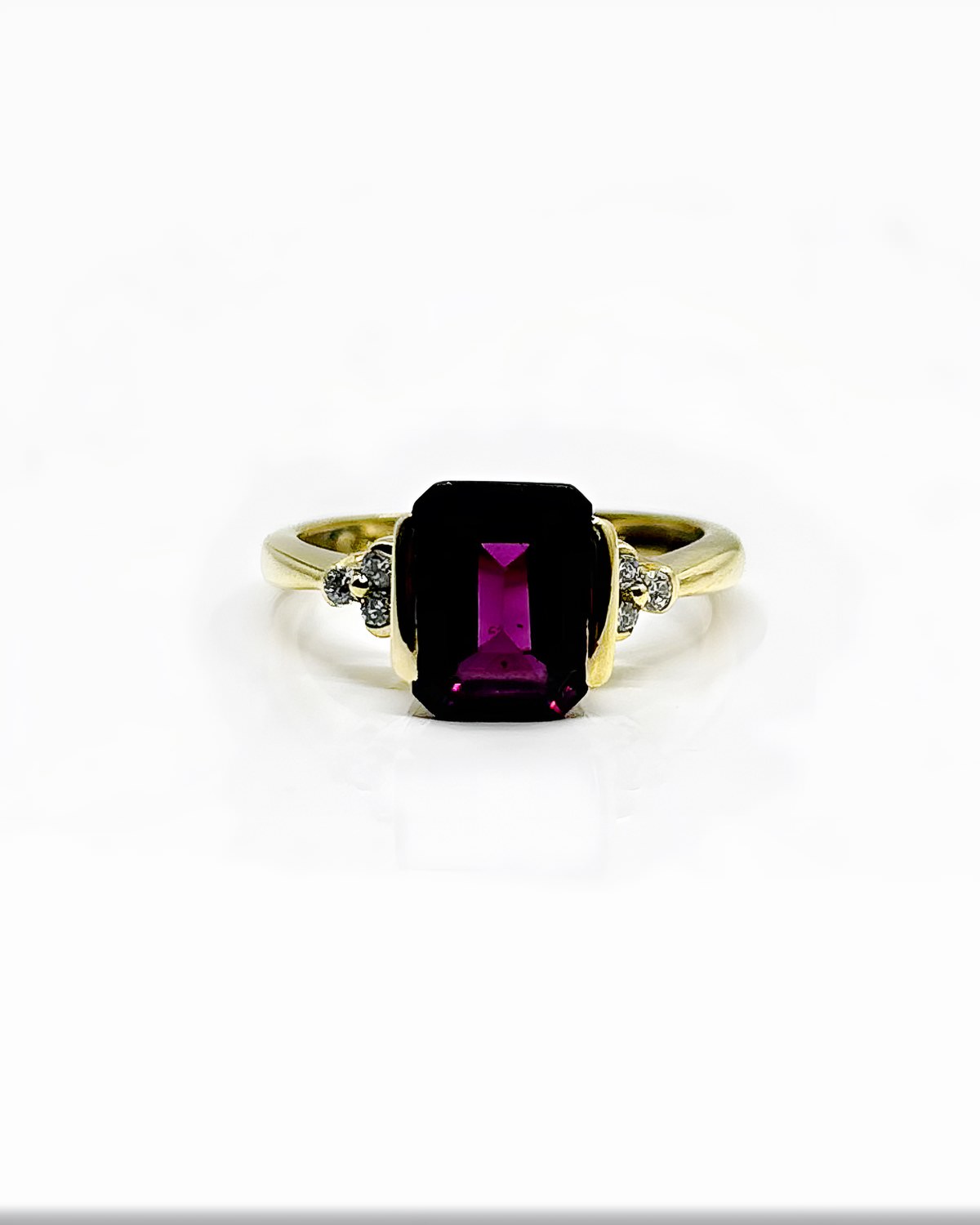 Bague or 18k Grenat Diamants 3.68grs no 47