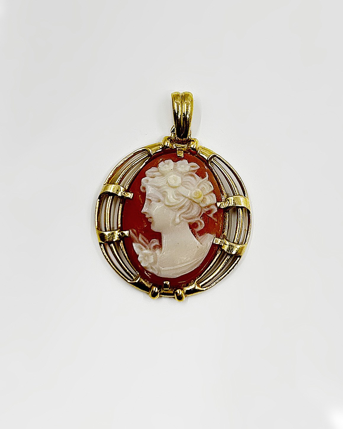 Pendentif Camée or 18k 4.20grs