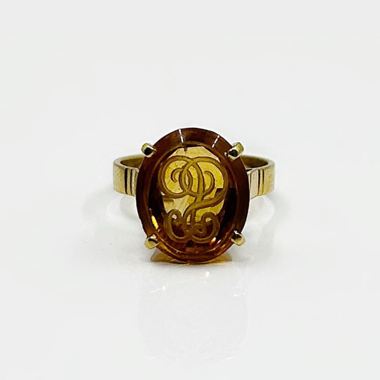 Bague or 18k 3.90grs topaze no 48