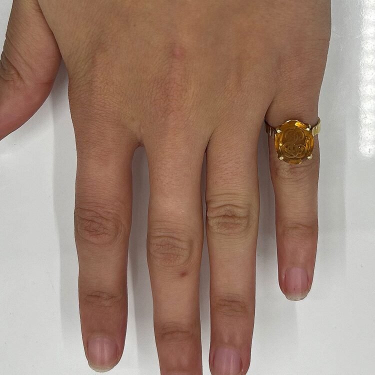 Bague or 18k 3.90grs topaze no 48