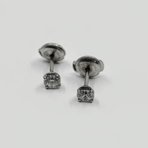 Boucles d'oreilles diamants or 18k 1.66grs 0.60 ct