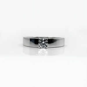 Bague or blanc 18k diamants 0.23 crt 3.5grs