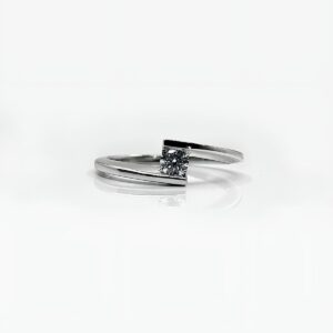 Bague or blanc 18k diamants 0.14 crt 1.85grs