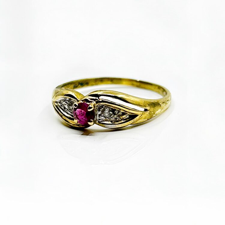 Bague or 18k Rubis 0.15ct 2.27grs - no 56