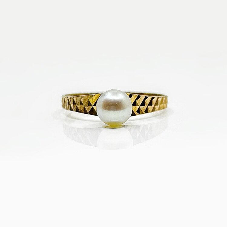 Bague or 18k perle 5.50mm 1.33grs - no 53