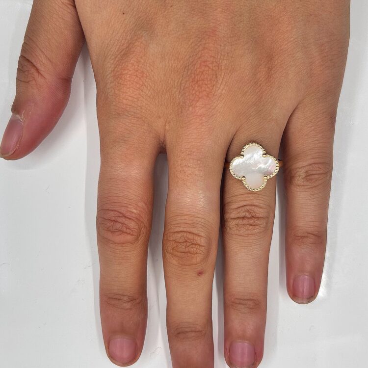 Bague or 18k Nacre 2.40grs - no 59