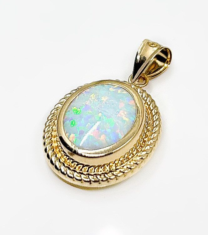 Pendentif or 18k Opale 1.59grs