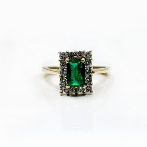 Bague or 18k Emeraude Diamants 4.25grs - no 53