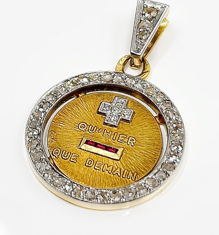 Médaille d'amour or 18k 3.90grs