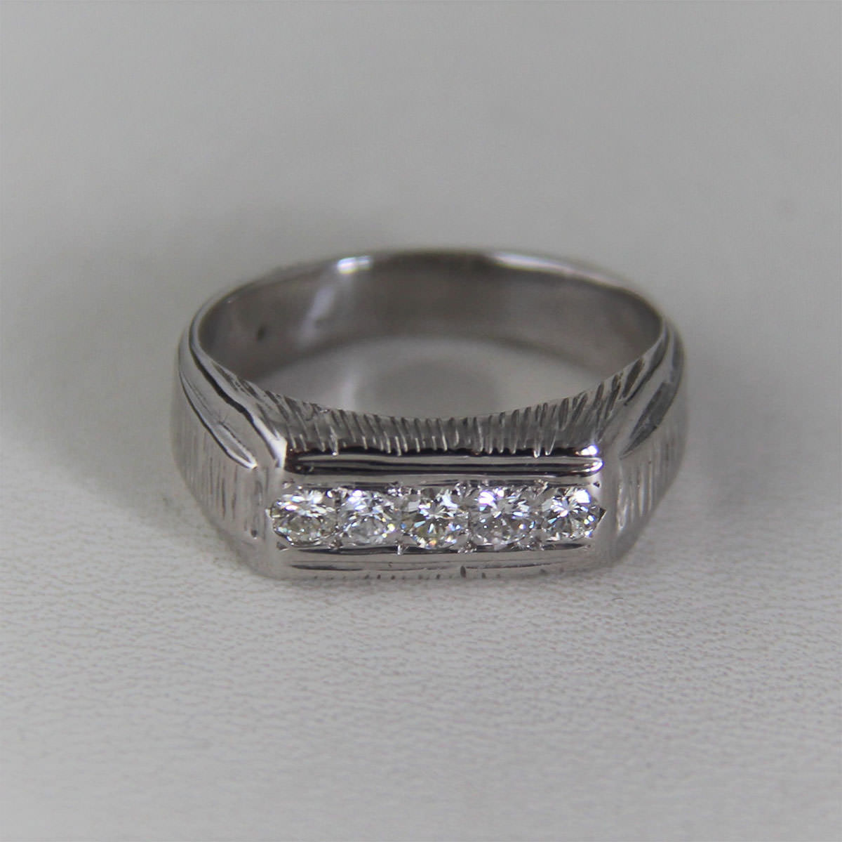 Bague Or 18K750/000 Diamants - 5.07grs - 54