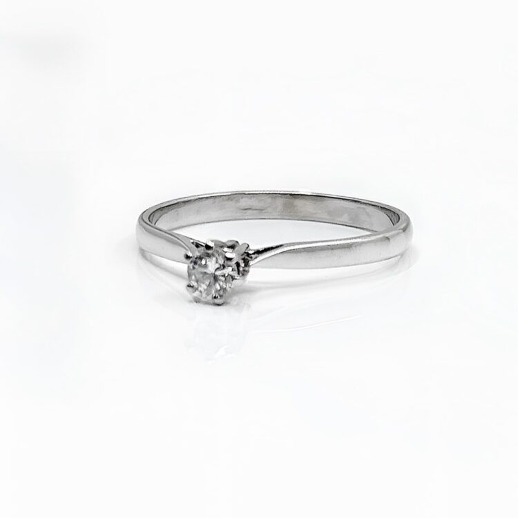 Bague Solitaire or blanc 18k 1.70grs Diamant 0.16ct