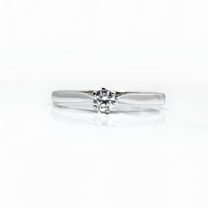 Bague Solitaire or blanc 18k 1.70grs Diamant 0.16ct