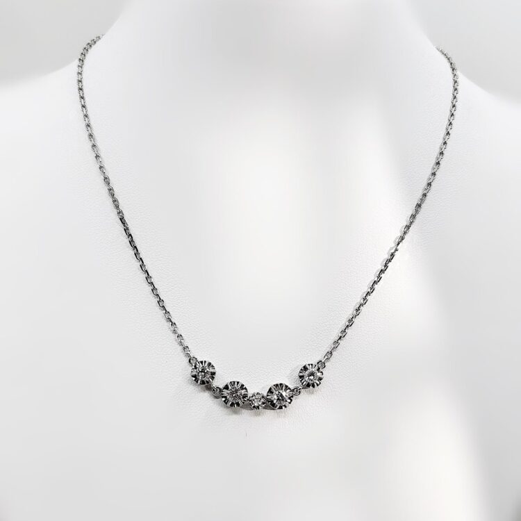 Collier Vintage or 18k 6.30 grs 5 Diamants 0.82 cts