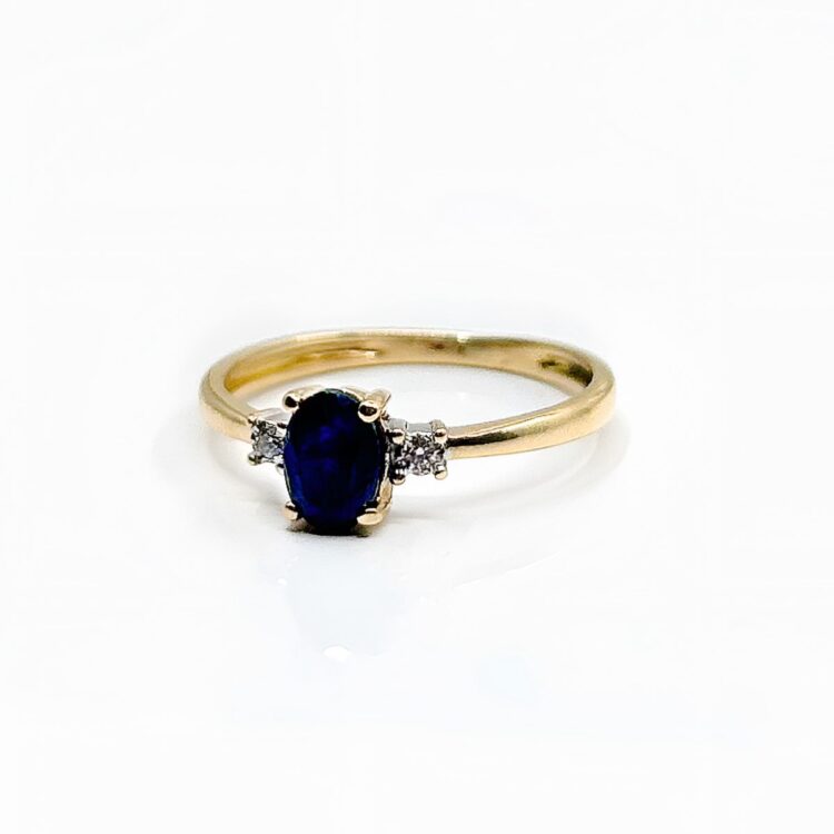 Bague or 18k Saphir et Diamants 1.67grs - no 49